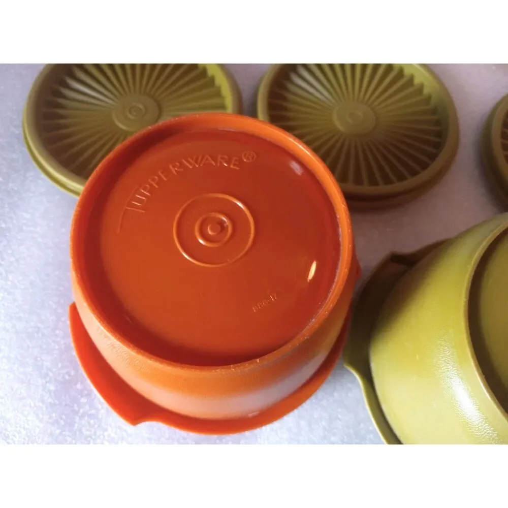 Set of 3 Vintage Tupperware 886 Servalier Bowls with 2 Extra Green Sunburst Lids